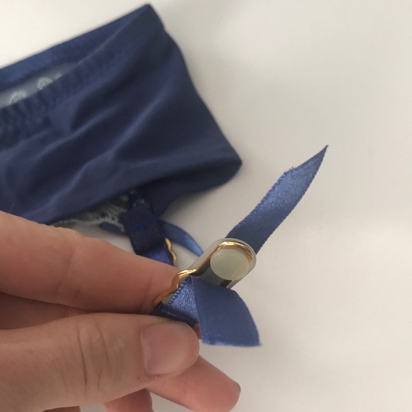 Lycra Intimate Set - Picture 7 of 8